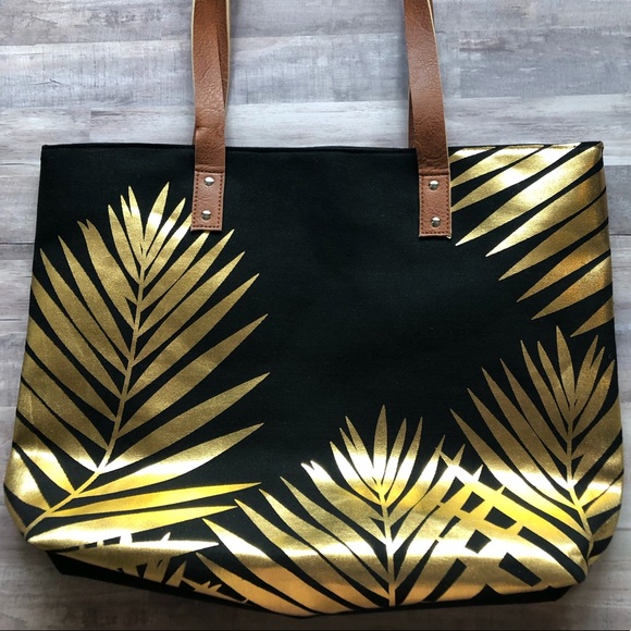 Last 1! Tropical Gold Palm Zip Closure Beach Bag! - Picture 2 of 11